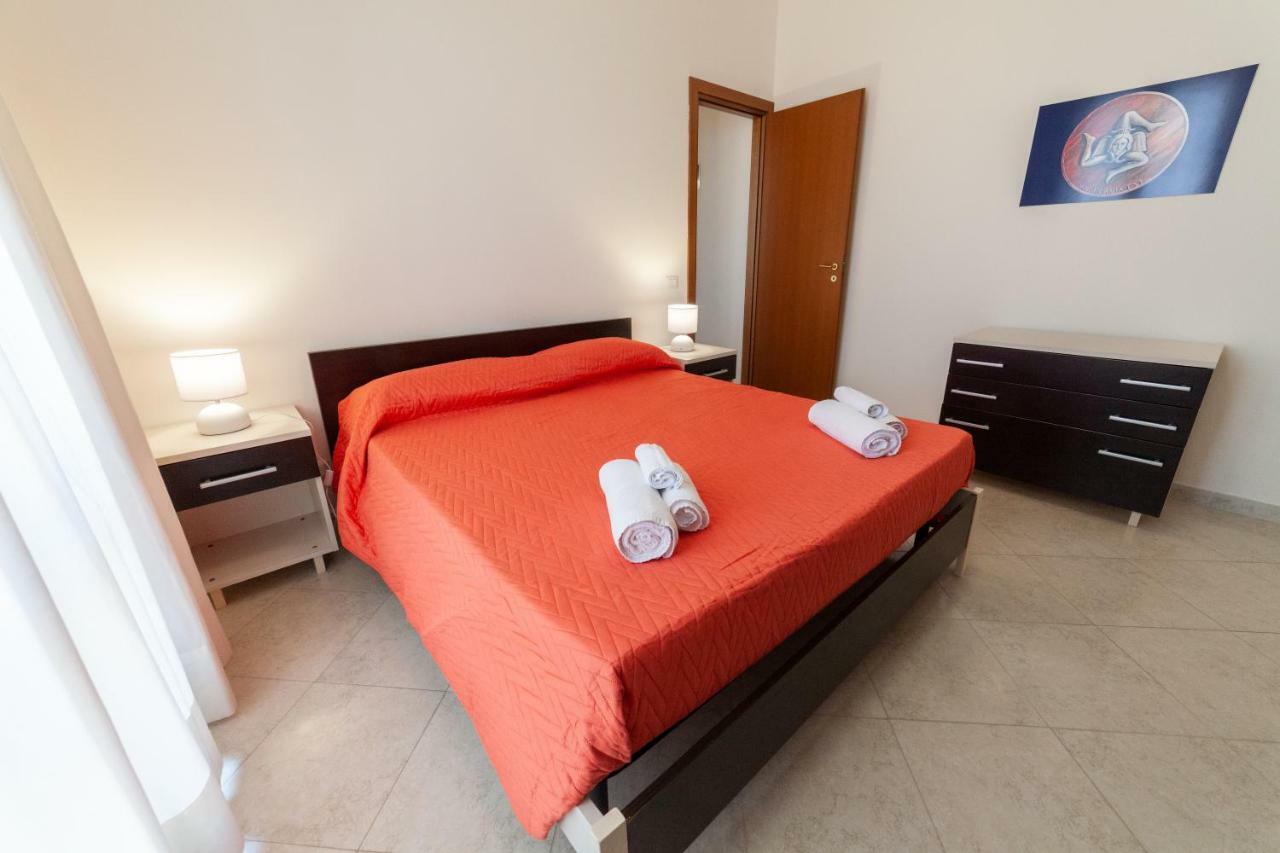 Casa Vacanze Tridente Villa Trapani Exteriör bild